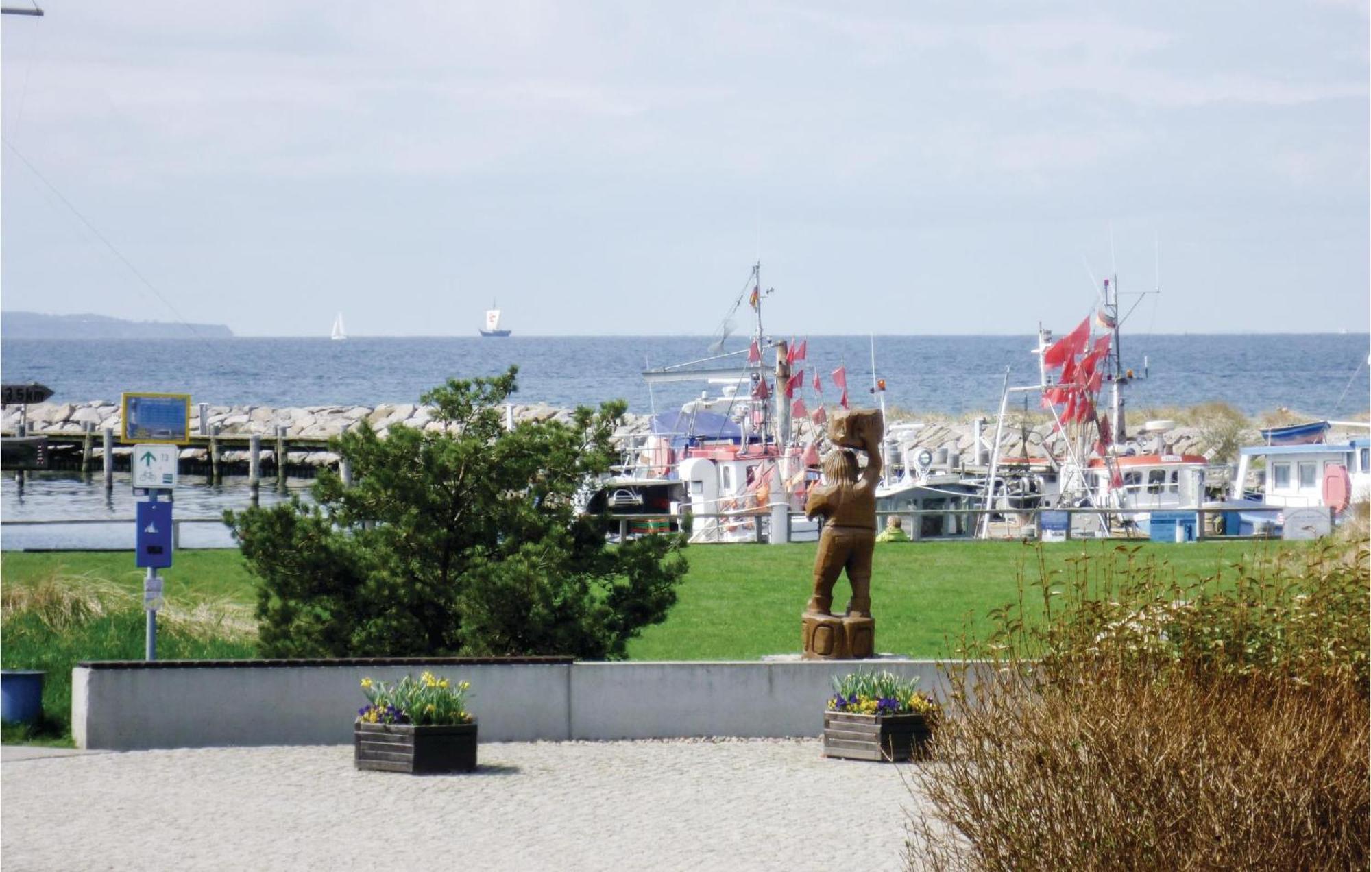 Nice Home In Insel Poel With House Sea View Dış mekan fotoğraf